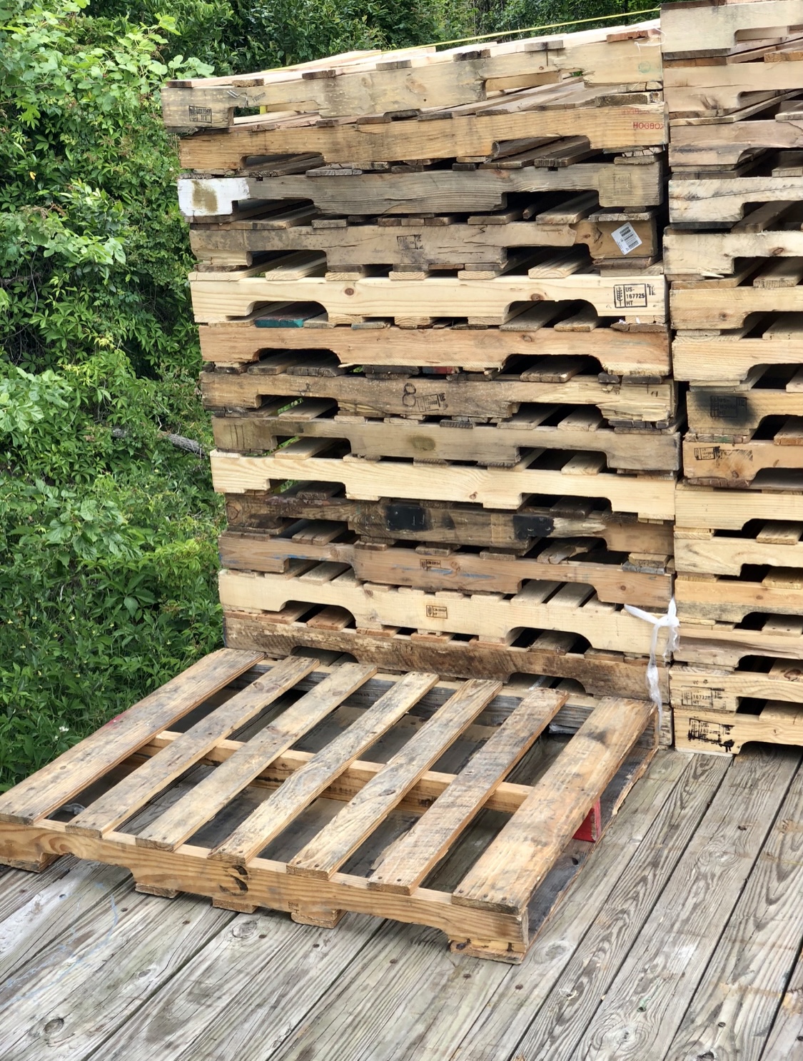 Sell Your 48×40 Pallets - Pallet Sales & Recycling